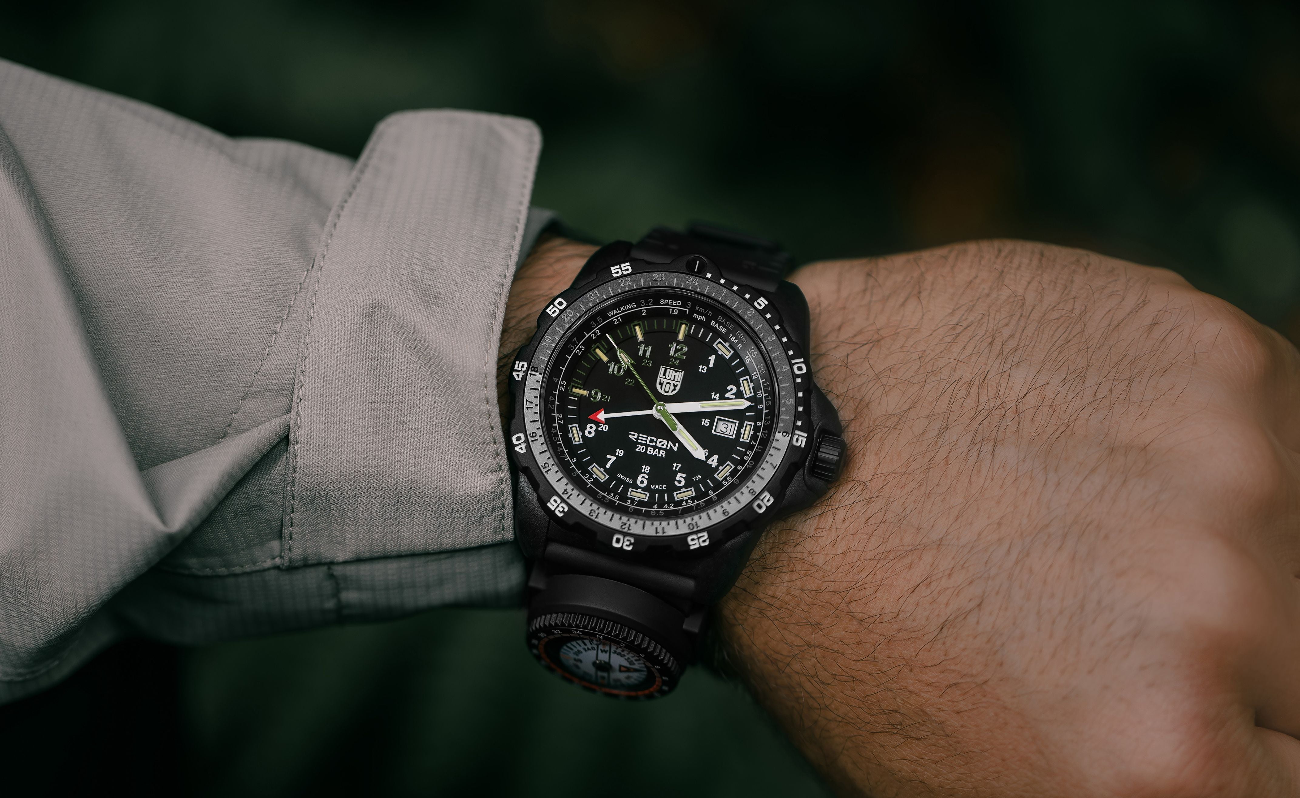 Luminox Expands RECON Series with New 8830 NAV SPEC—Engineered for