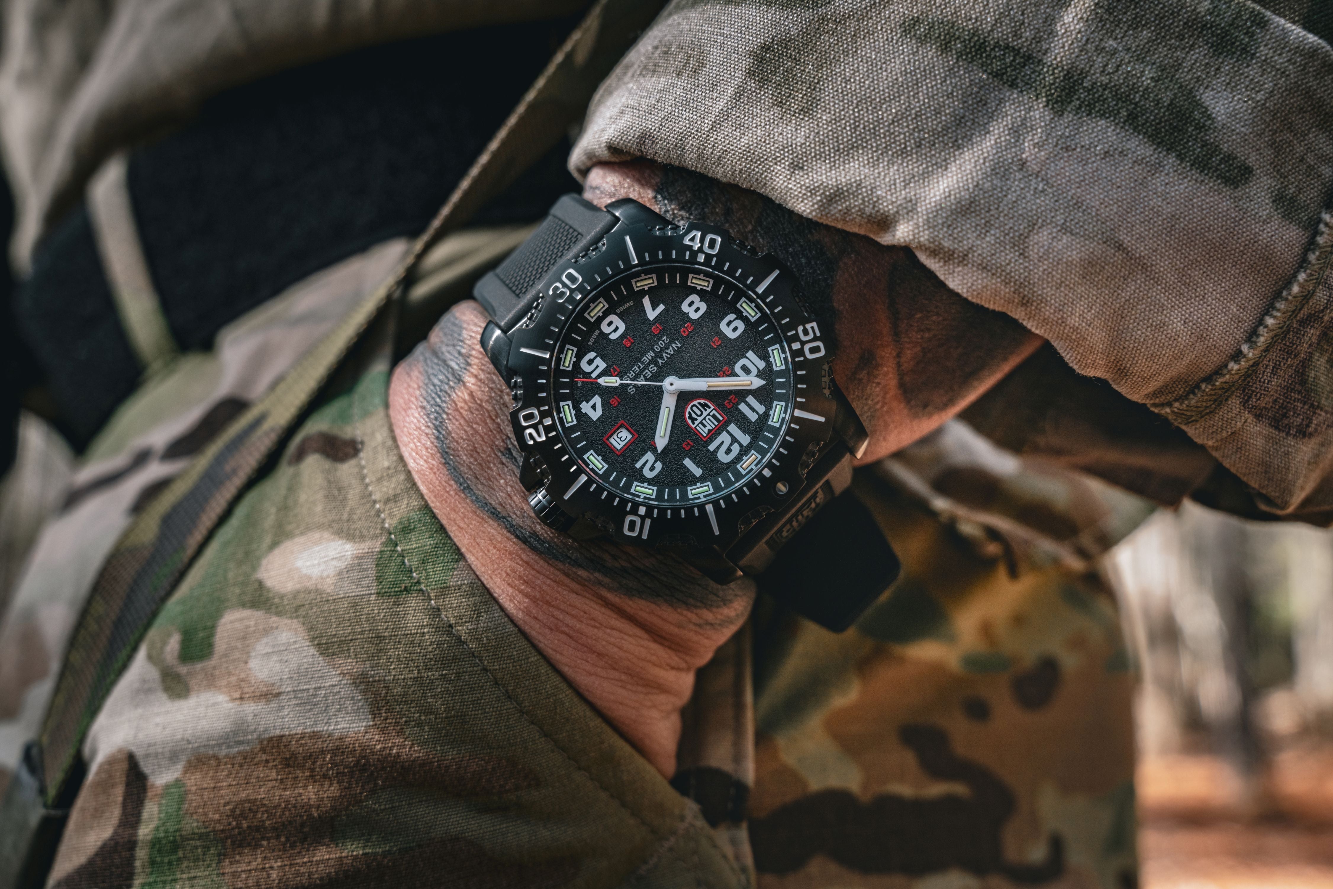 Luminox Launches the New Navy SEAL 4230 Series – Luminox United