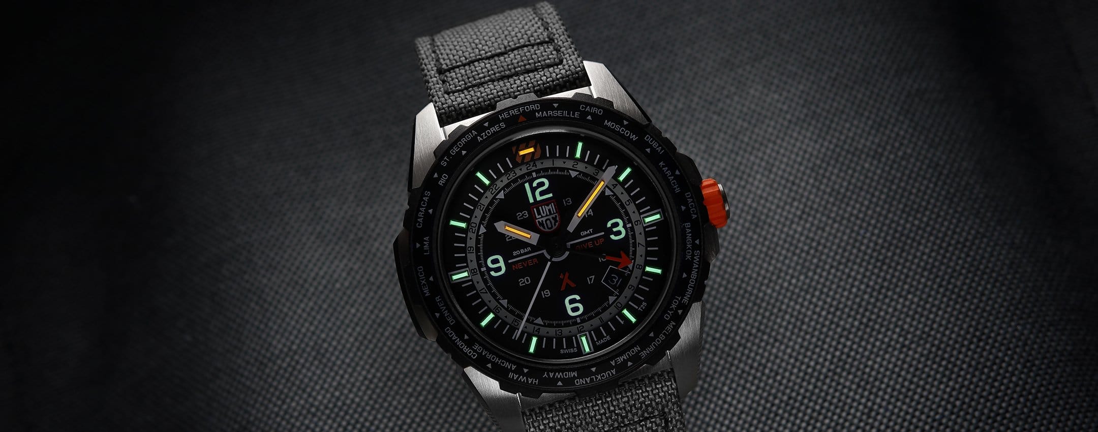 Luminox gmt best sale