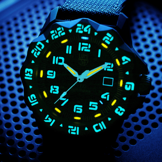 F-117 Nighthawk, 44 mm, Pilot Watch - Front view