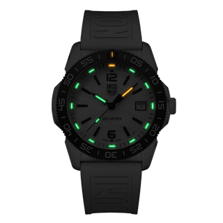 Pacific Diver, 39 mm, Diver Watch, 3128.M.SET, Night view with green and orange light tubes