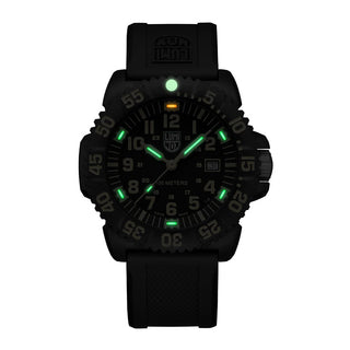 Sea Lion CARBONOX™, 44 mm, G-Collection watch - X2.2056	, Night view with green and orange light tubes