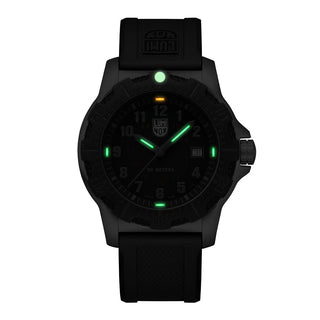Manta Ray CARBONOX™, 45 mm, G-Collection watch - X2.2133	, Night view with green and orange light tubes