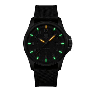 Atacama Field, 43 mm, Urban Adventure - XL.1961, Night view with green and orange light tubes