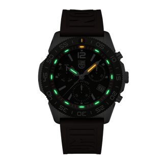 Pacific Diver Chronograph, 44 mm, Diver Watch - 3155, Night view with green and orange light tubes