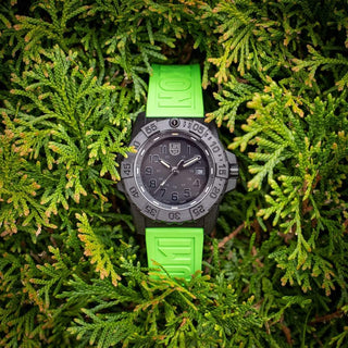 Nitrile Rubber Strap, 24 mm, FPX.2406.60Q.K, Neon green on watch