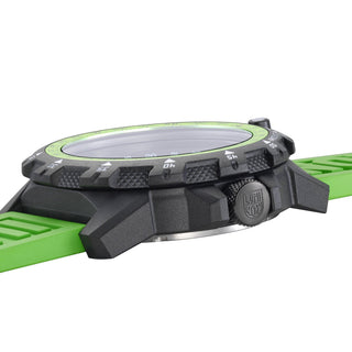 Commando Raider, 46 mm, Outdoor Adventure - 3337, Side view with crown and Nitrile Rubber strap