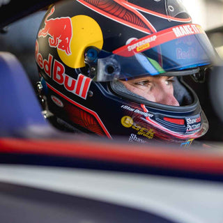 Luminox_Red_Bull_landing_page_banners6_bae3ac80-70ee-4936-9833-00e032e3612f_compressed_relative_060.jpg