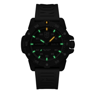 Master Carbon Seal Automatic, 45mm, Military Dive Watch - 3862, Night view with green and orange light tubes