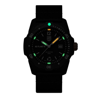 Bear Grylls Survival ECO ‘NO PLANET B’, 42 mm, Outdoor Watch - 3722.ECO , Night view with green and orange light tubes
