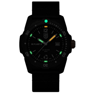 Bear Grylls Survival ECO ‘NO PLANET B’, 42 mm, Outdoor Watch - 3722.ECO , Night view with green and orange light tubes