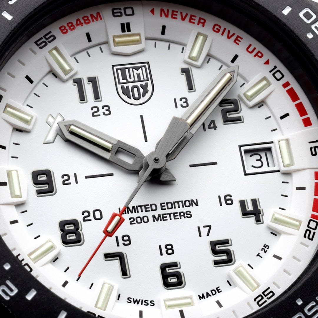 Luminox discount white watch