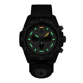 Bear Grylls Survival Master, 45 mm, Outdoor Explorer Watch - 3749 , Night view with green and orange light tubes