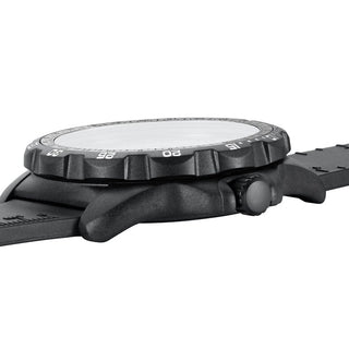 RECON Nav Spec, 46 mm, Outdoor Explorer Watch - 8837.SET	,Side view with crown and strap