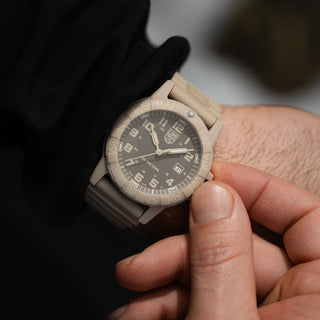 Leatherback SEA Turtle, 44 mm, Outdoor Watch - 0326	,Mood image with wrist watch worn