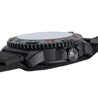 Navy SEAL Pirate's Limited Edition, 44 mm, Diver Watch - 3051.PIR.LE	,Side view with crown and strap
