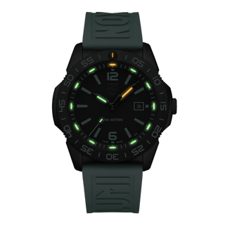 Pacific Diver, 44 mm, Dive Watch - 3124.N.SET	,Night view with green and orange light tubes