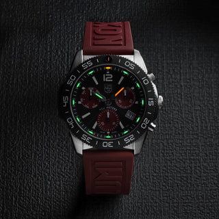 Pacific Diver Chronograph, 44 mm, Diver Watch - 3155.1, UV Shot with green and orange light tubes