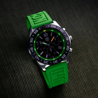 Pacific Diver Chronograph, 44 mm, Diver Watch - 3157.NF.SET, UV Shot with green and orange light tubes