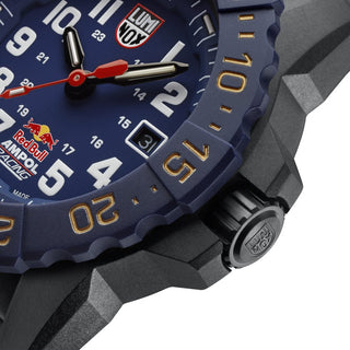 Navy SEAL Limited Edition Red Bull Racing, 45mm, Dive Watch - 3501.ARB.N	,Detail view with focus on the bezel and crown