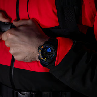 Navy SEAL Foundation, 45 mm, Military Dive Watch - 3505.NSF.N	,Mood image with wrist watch worn