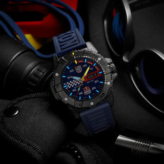 Red Bull Racing Limited Edition, 45 mm, Outdoor Watch - 3863.ARB	,UV Shot with green and orange light tubes