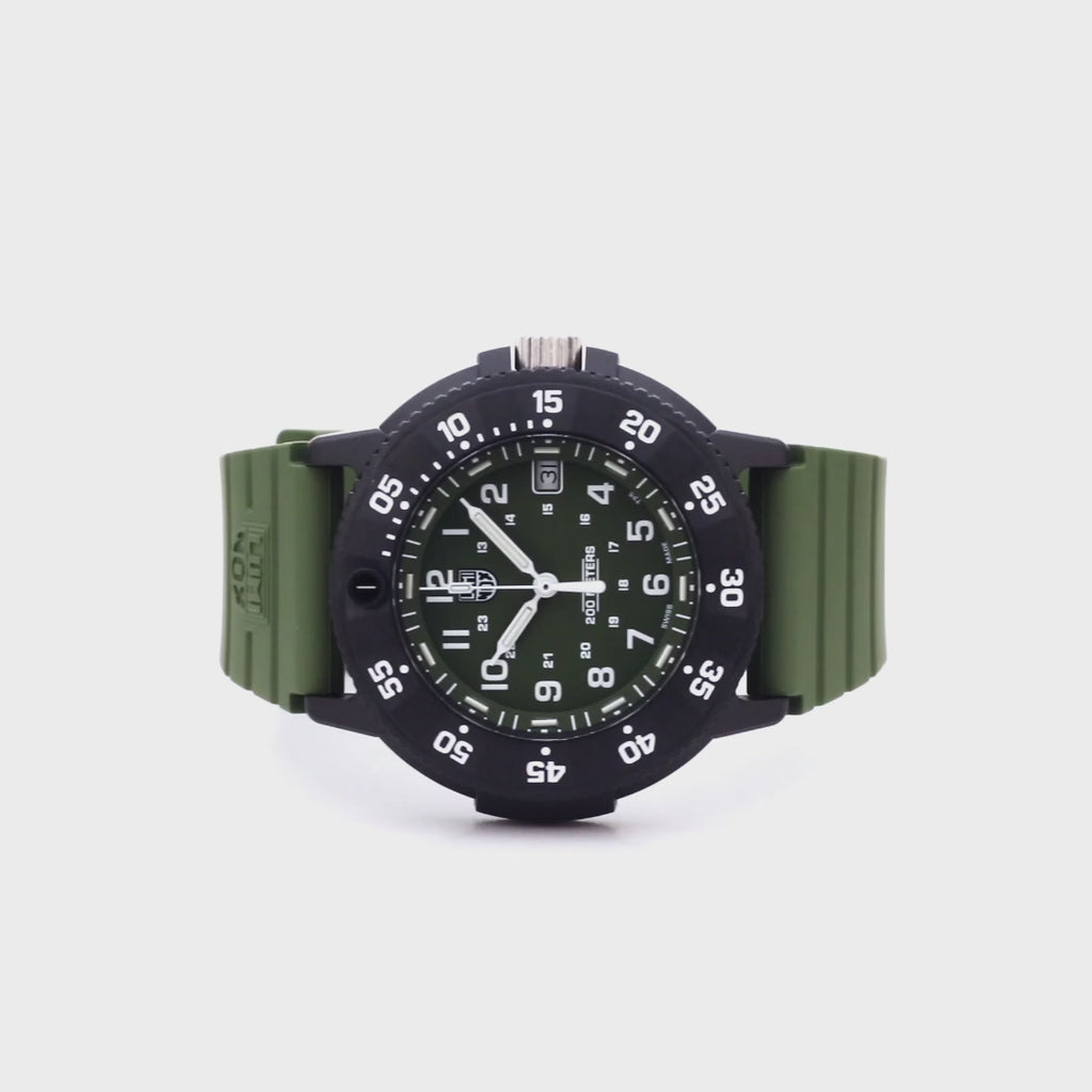 Original Navy SEAL, 43 mm, Dive Watch - 3013.EVO.S	, 360 Video of wrist watch