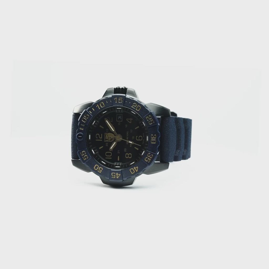 Navy SEAL Foundation Back To The Blue, 45 mm, Military Dive Watch - XS.3255.CB.NSF, 360 video 