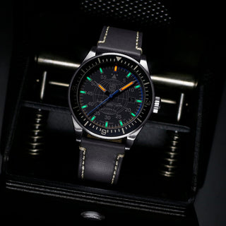 Air Automatic Constellation, 42 mm, Pilot Watch - 9602, UV Shot with green and orange light tubes