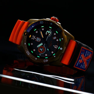 Bear Grylls Survival ECO, 42 mm, Rule of 3 - 3729.ECO, UV Shot with green and orange light tubes