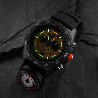 Bear Grylls Survival, 45 mm, Outdoor Explorer Watch - 3745, UV Shot with green and orange light tubes