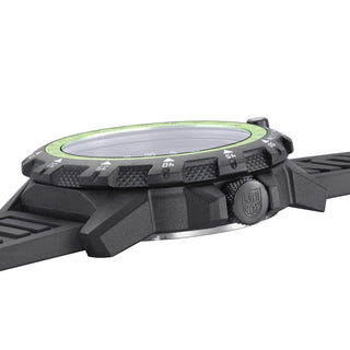 Commando Raider, 46 mm, Outdoor Adventure - 3321, Side view with crown and Nitrile Rubber strap