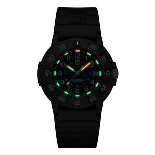 Original Navy SEAL, 43 mm, Dive Watch - 3001.EVO.OR, Night view with green and orange light tubes