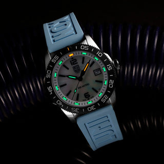 Pacific Diver, 39 mm, Diver Watch, 3124M, UV Shot with green and orange light tubes