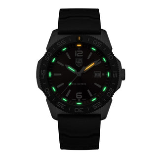 Pacific Diver, 44 mm, Diver Watch - 3135, Night view with green and orange light tubes 