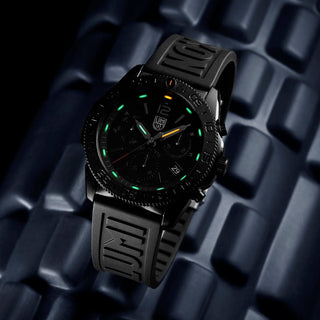 Pacific Diver Chronograph, 44 mm, Diver Watch - 3141.BO, , UV Shot with green and orange light tubes