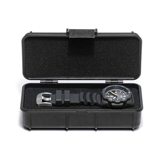Bear Grylls Survival, 42 mm, Outdoor Explorer Watch - 3723, Image of the wrist watch inside the CARBONOX case