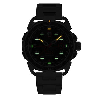 ICE-SAR Arctic, 46 mm, Outdoor Adventure Watch - 1202, Night view with green and orange light tubes